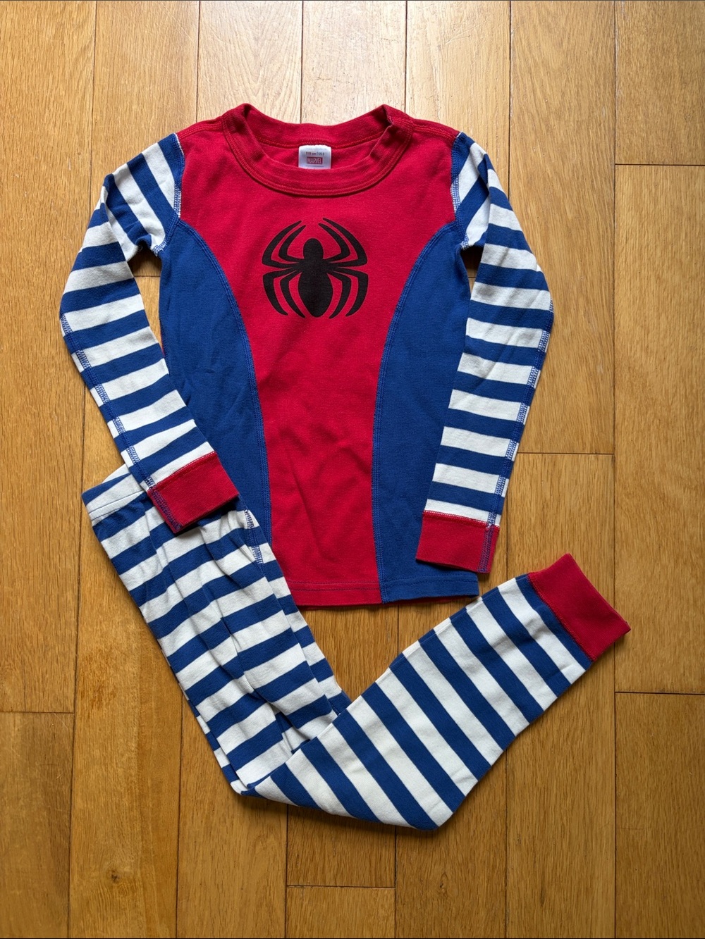 Hanna Andersson🕷️Red & Blue Marvel Spiderman Stripe Pajama Set